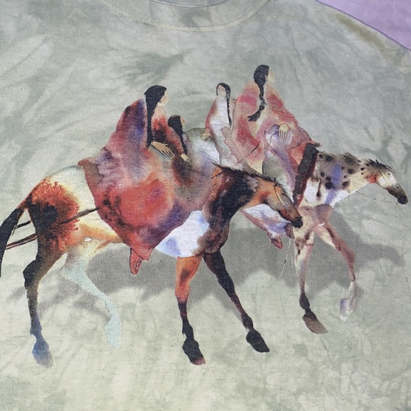 SOLD - VINTAGE Native American GRAPHIC T-SHIRT - Picture 3 of 8